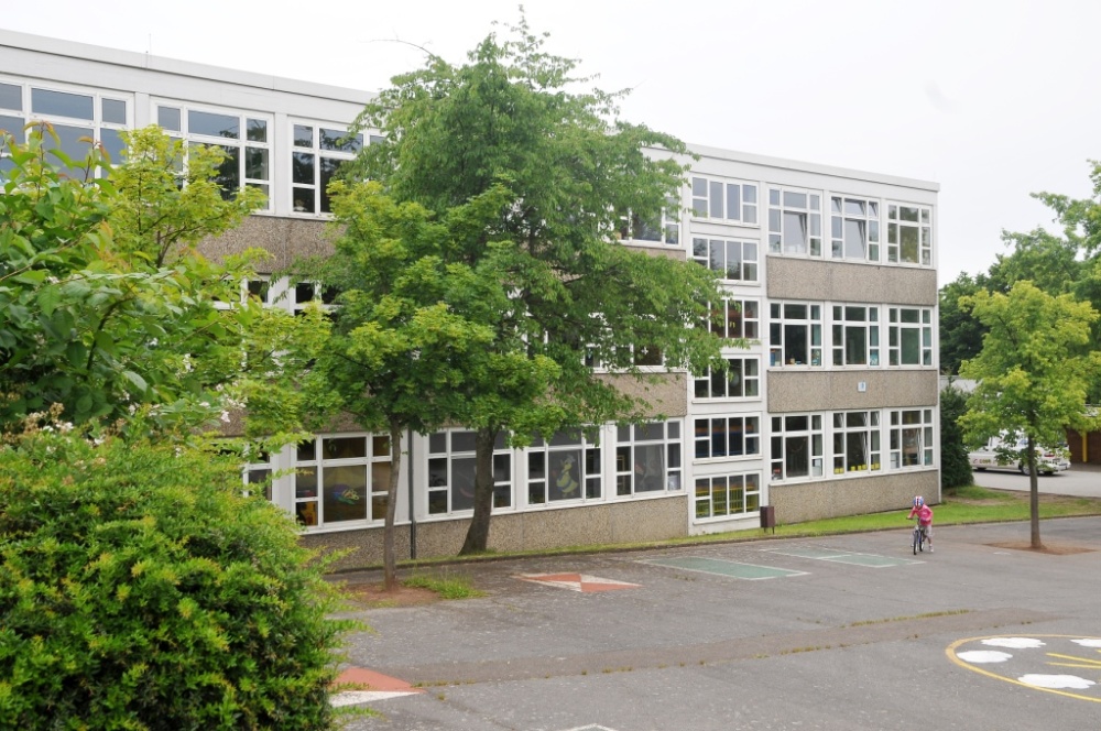 Schulgebäude der Füllengartenschule Schulgebäude der Füllengartenschule