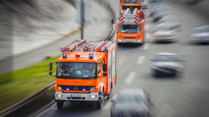 Zug1-Autobahn Loeschzug auf Autobahn