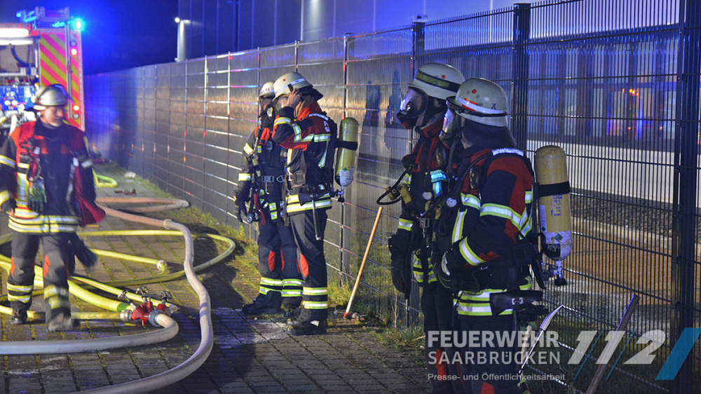 Brandeinsatz Untertürkheimer Straße Brandeinsatz Untertürkheimer Straße