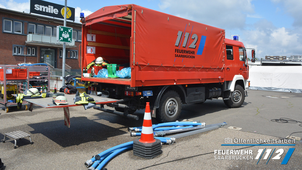 Gefahrstoffeinsatz - Ammoniakaustritt Gefahrstoffeinsatz - Ammoniakaustritt