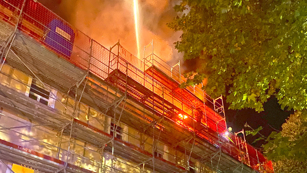Dachstuhlbrand - Altes Werk - Brebach Dachstuhlbrand - Altes Werk - Brebach