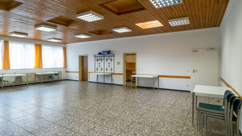 Mehrzweckraum der Festhalle Güdingen Mehrzweckraum der Festhalle Güdingen