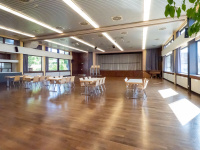 Saal der Festhalle Bischmisheim Saal der Festhalle Bischmisheim