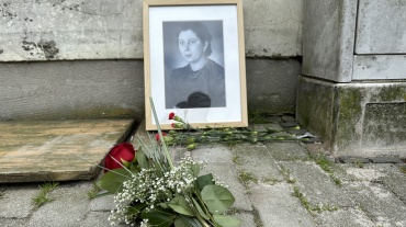 Stolpersteinverlegung für Käthe Westenburger Image