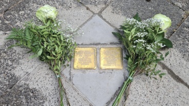 Stolpersteine Fanny Fröhlich und Helene Kuhn Image
