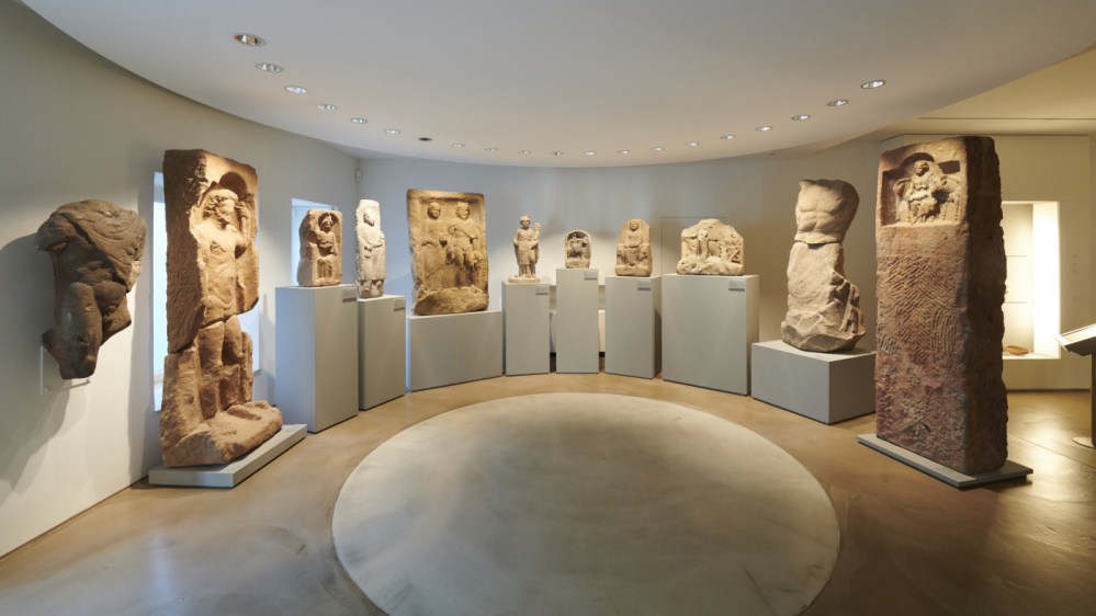 Innenraum Saarlandmuseum - Museum für Vor- und Frühgeschichte Exponate ausgestellt im Saarlandmuseum - Museum für Vor- und Frühgeschichte