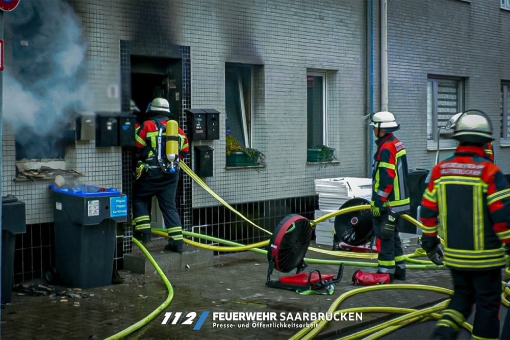 Brand Mehrfamilienhaus in Dudweiler Brand Mehrfamilienhaus in Dudweiler