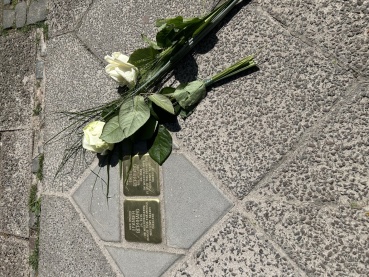 Stolpersteine Irene Bernard und Leander Bernard in der Reuterstraße Image