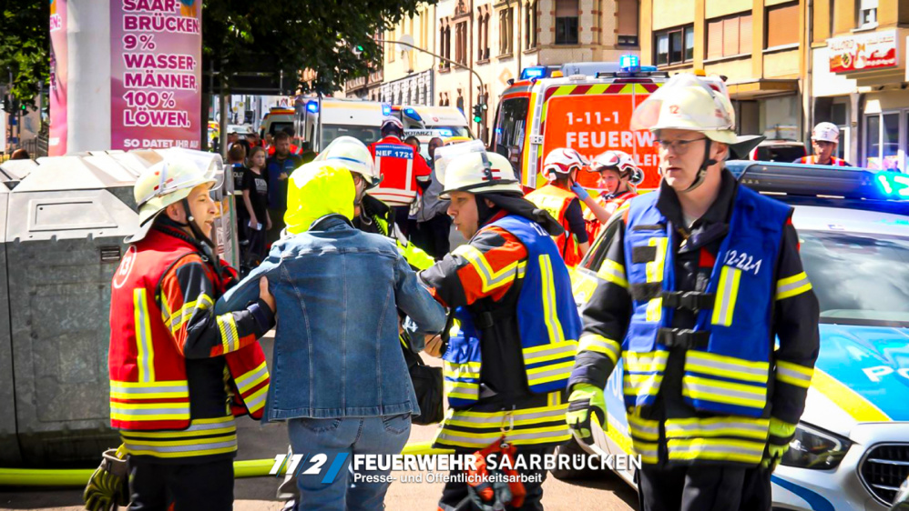 Einsatzbilder: Brand Ladenlokal Steinstraße - Malstatt Einsatzbilder: Brand Ladenlokal Steinstraße - Malstatt