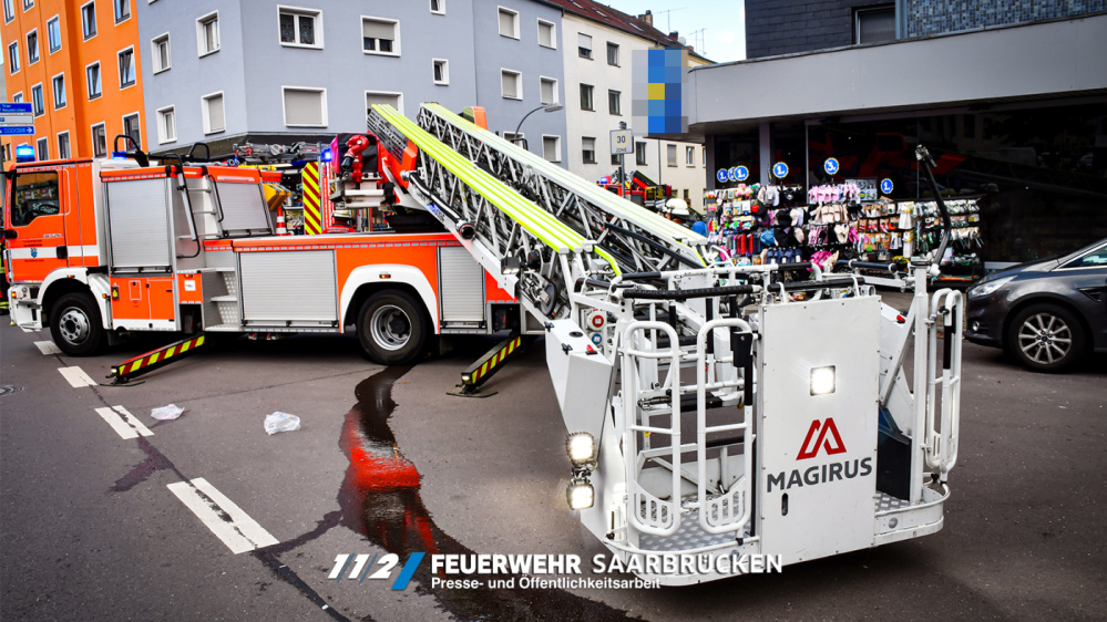 Einsatzbilder: Brand Ladenlokal Steinstraße - Malstatt Einsatzbilder: Brand Ladenlokal Steinstraße - Malstatt